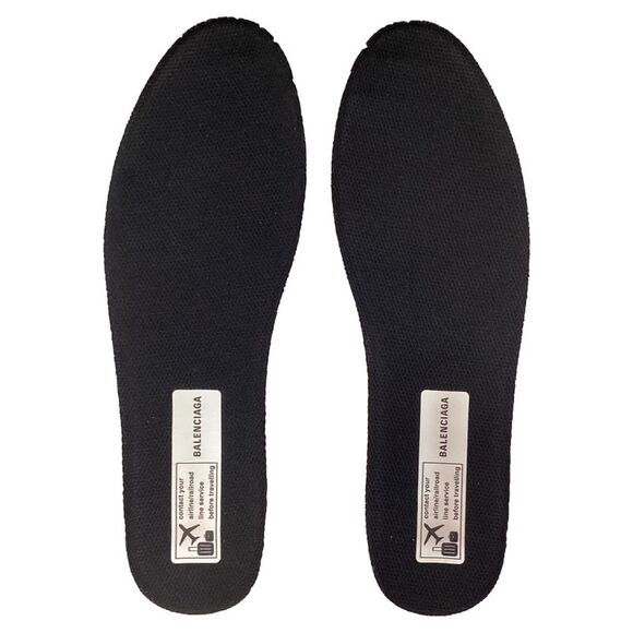 Balenciaga Track 2.0 Sneakers in Black Polyurethane - Picture 8 of 10